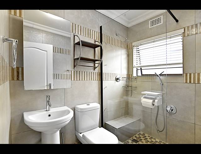 3 BEDROOM TOWNHOUSE FOR SALE IN KYALAMI HILLS
